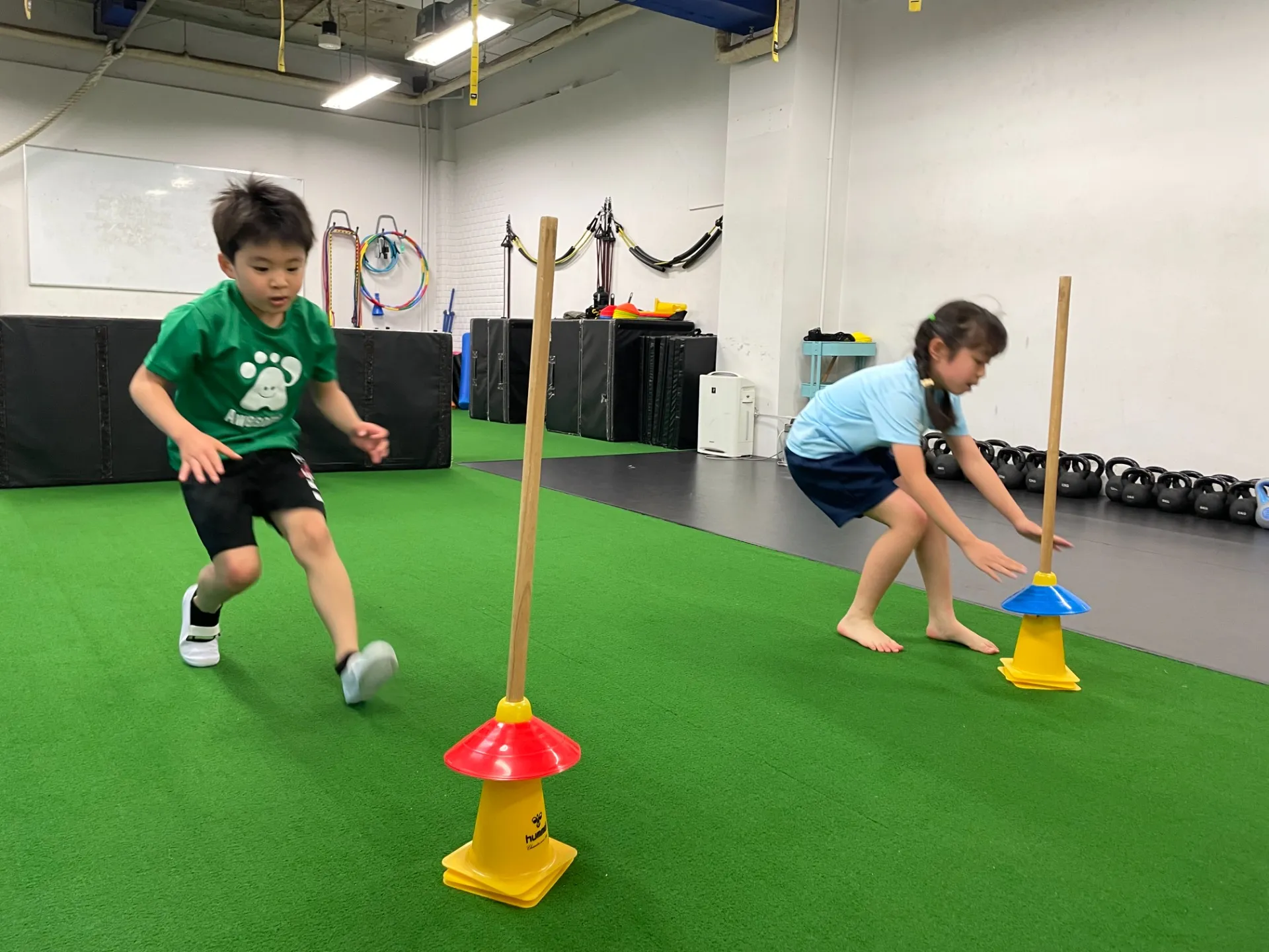運動は子どもの自信や有能感を育みます　三鷹の体操教室